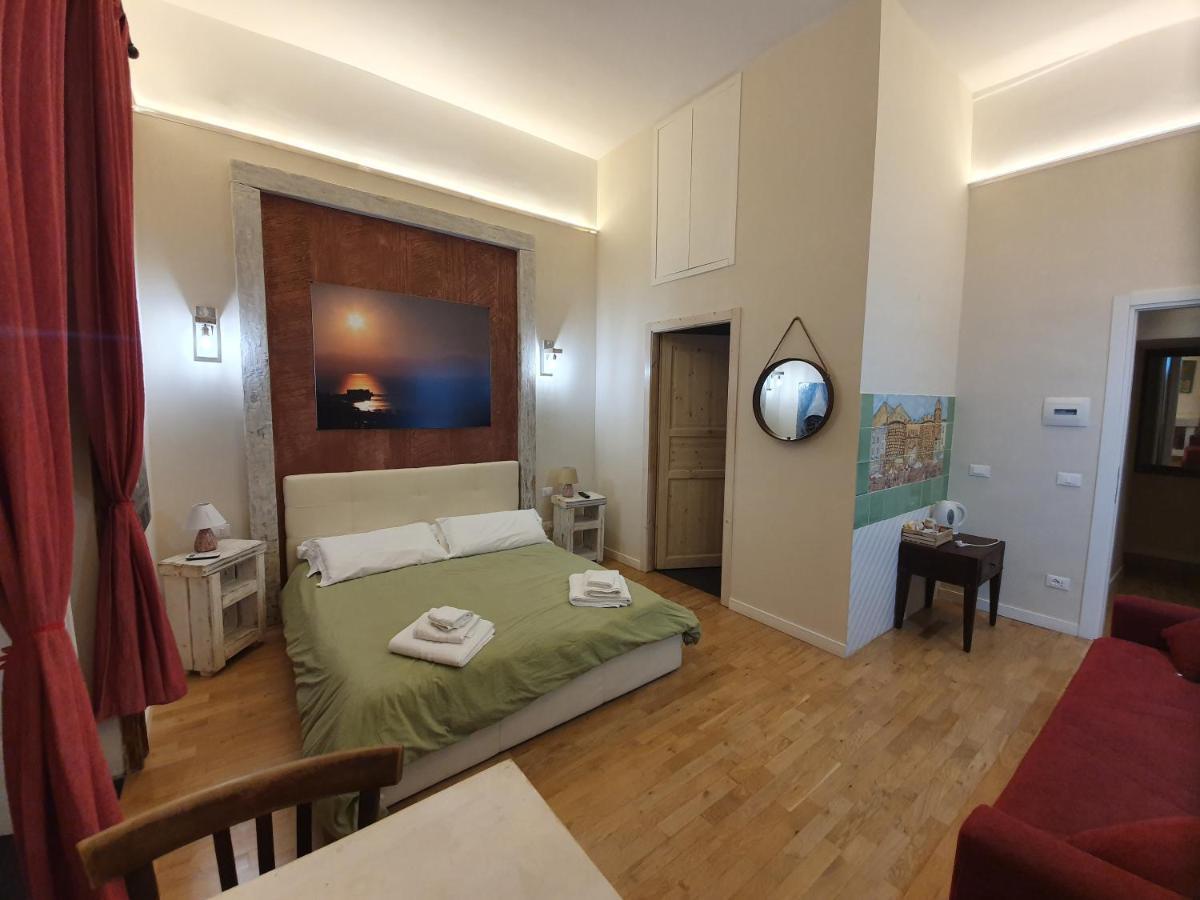 Corso 211 Beds & Suites Napoli Ngoại thất bức ảnh